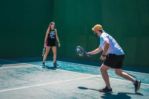 Padel-Tennis spielen